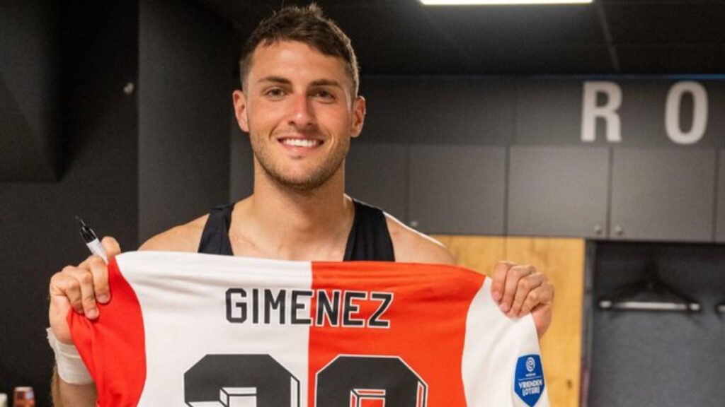 Giménez se centra en el Tri y deja de lado los rumores: "En lo único que pensaré es en la Selección"