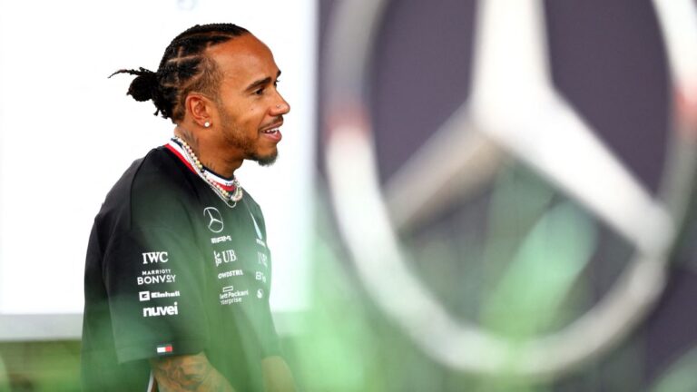 Lewis Hamilton se siente más cómodo: “El coche es definitivamente mejor… por mucho”