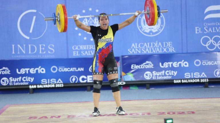 Hellen Escobar gana el oro y ratifica el dominio de Colombia en la halterofilia de los Juegos Centroamericanos y del Caribe