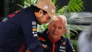 Helmut Marko pone fecha para decidir el futuro de Checo Pérez y ya tendría a su reemplazo