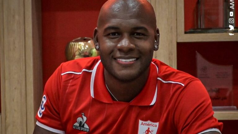 Víctor Ibarbo regresa al fútbol colombiano para defender los colores del América