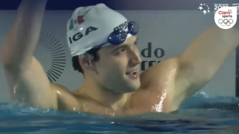 Jorge Iga y Héctor Ruvalcaba hacen el 1-3 en la final de natación 200 metros libres