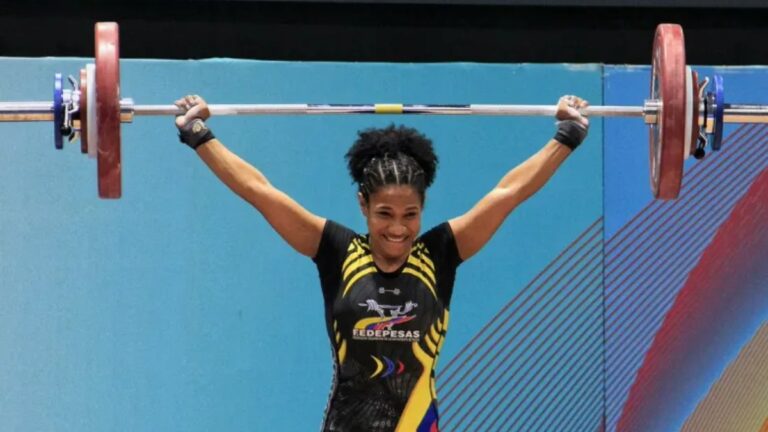 Rosalba Morales gana doble medalla de oro para Colombia en la halterofilia de los Juegos Centroamericanos y del Caribe