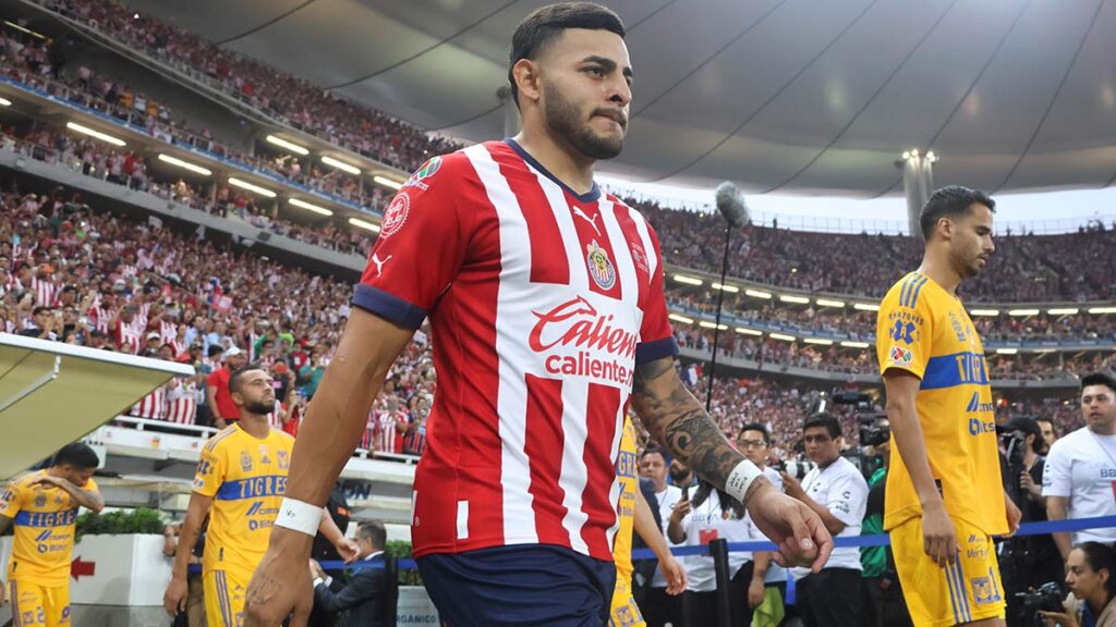Chivas se niega a escuchar ofertas por Alexis Vega
