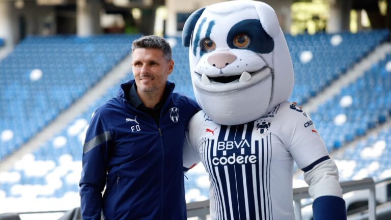 Fernando Ortiz pone a Rayados como favorito del Apertura 2023