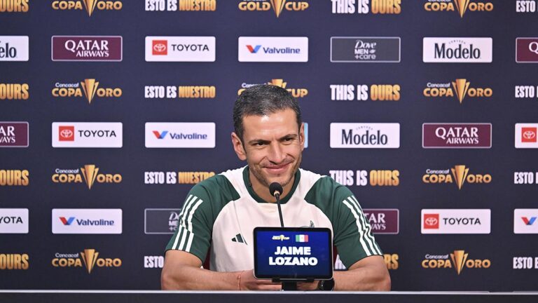 Jaime Lozano sueña con dirigir en un Mundial, pero se concentra en hacer una buena Copa Oro