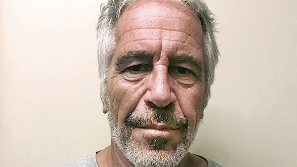 Jeffrey Epstein en el Registro de Delincuentes Sexuales del Estado de Nueva York. AP