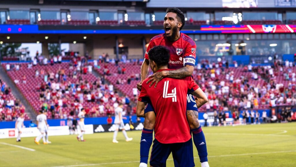 Jesús Ferreira celebra el gol. - @FCDallas.