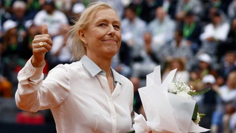 Martina Navratilova, leyenda del tenis, está libre de cáncer
