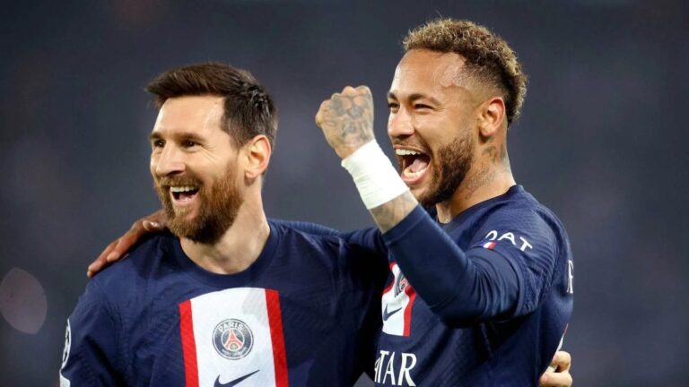 El tierno cruce entre Leo Messi y Neymar por su despedida del PSG
