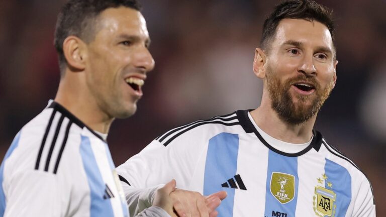 Messi, invitado de lujo en el partido de despedida de Maxi Rodríguez en Rosario