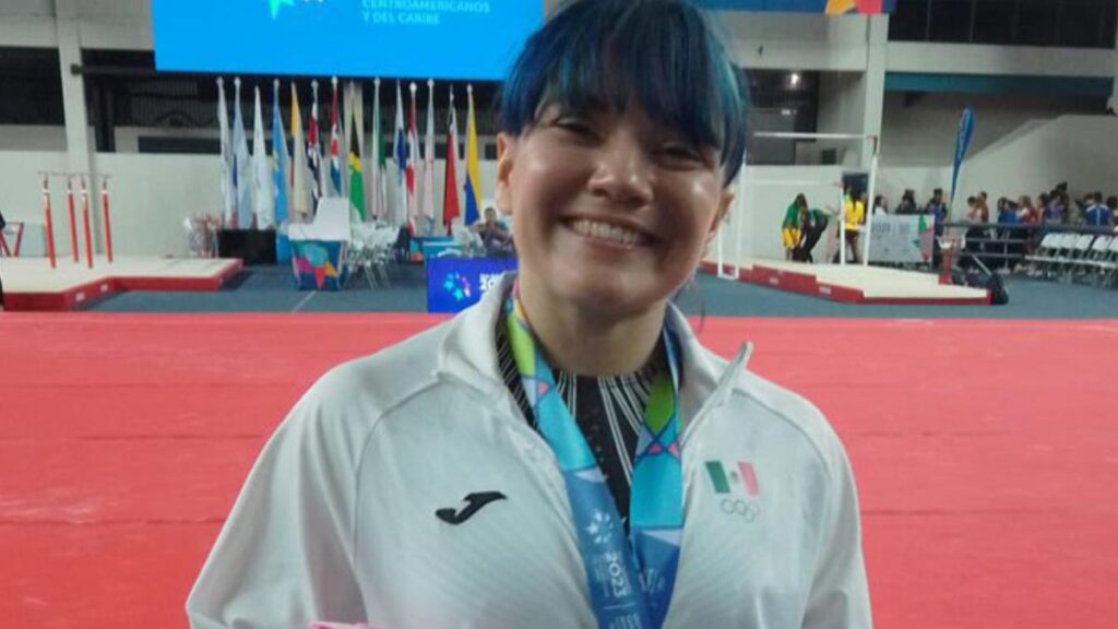 Alexa Moreno se cuelga la plata en el All Around de gimnasia artística | @COM_Mexico