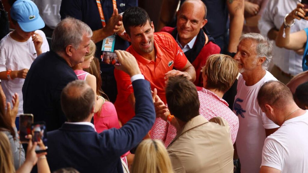 Reunión y reconocimiento entre grandes deportistas. Novak Djokovic fue felicitado por Tom Brady tras ganar Roland Garros.