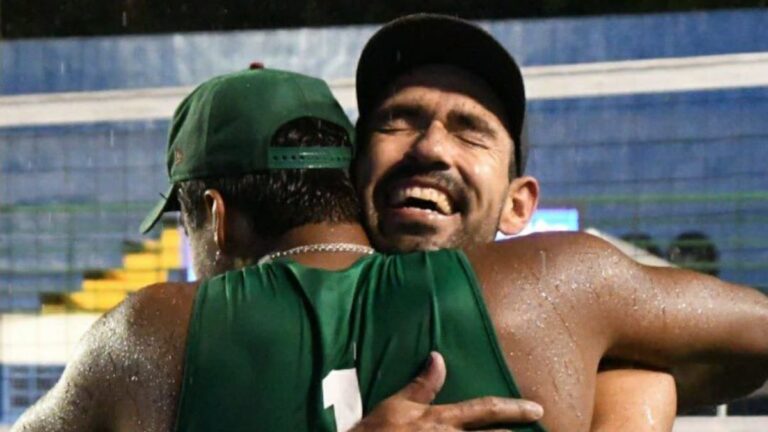 Juan Virgen y Miguel Sarabia logran histórica medalla de oro para México en el voleibol de playa varonil de Juegos Centroamericanos