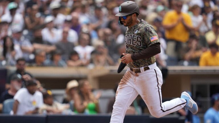 Apretado triunfo de los Padres para llevarse la serie ante Rays