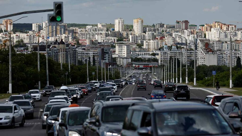 Hoy NO Circula: ¿Qué autos no circulan en la CDMX este viernes 27de octubre? | Reuters