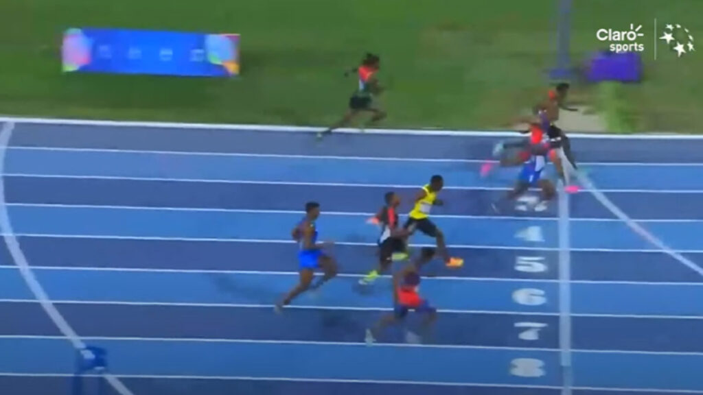 Emanuel Archibald de Guyana se lleva el oro en los 100m varonil de los Juegos Centroamericanos | Claro Sports