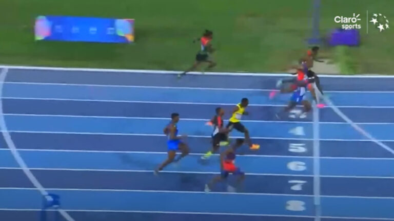 Emanuel Archibald de Guyana se lleva el oro en los 100m varonil de los Juegos Centroamericanos