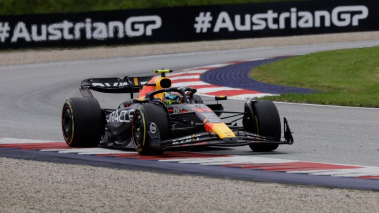 Checo Pérez remonta hasta el podio y Max Verstappen conquista el Gran Premio de Austria