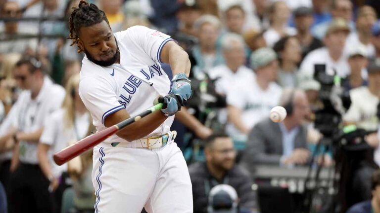 Vladimir Guerrero Jr supera dramáticamente a Randy Arozarena para ganar el Home Run Derby 2023