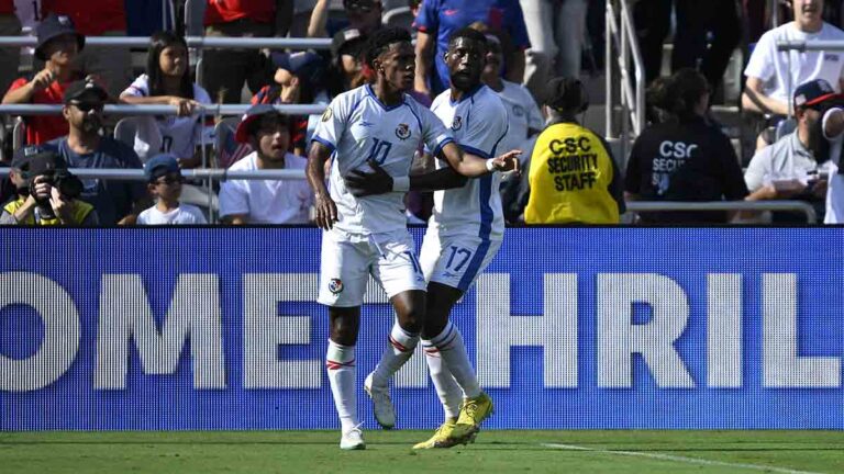 Panamá acaba con Estados Unidos en penaltis y es el primer finalista de la Copa Oro