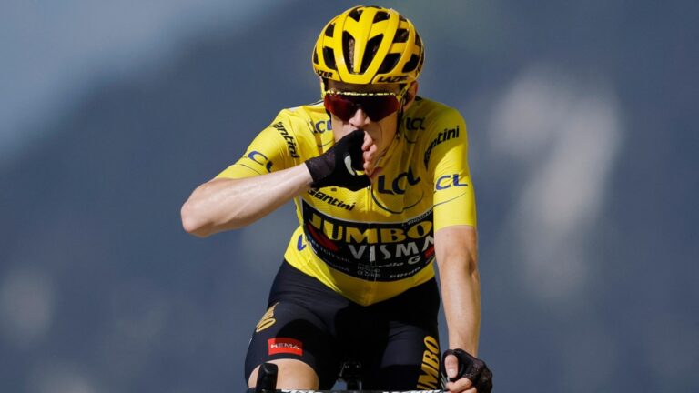 Vingegaard rompe el récord del Tourmalet y Jumbo hace un histórico 1-2-3 en la etapa reina de La Vuelta