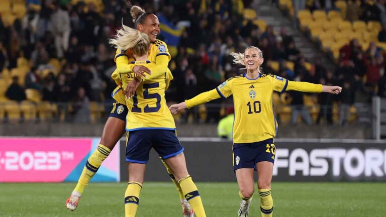 Suecia demuestra su poderío y acaba con Italia para lograr su boleto a octavos de final
