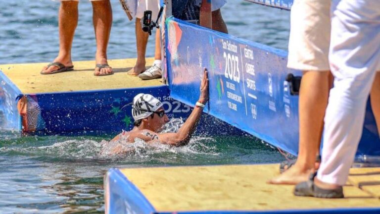 Paulo Strehlke pierde el oro en aguas abiertas tras la apelación de Venezuela; Daniel Delgadillo sube al segundo lugar