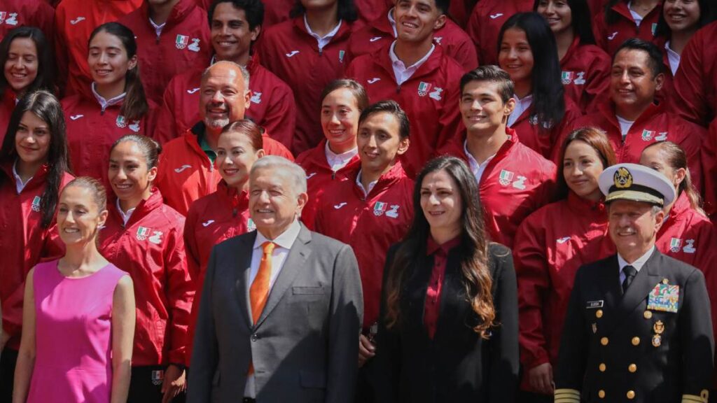 AMLO recibirá y otorgará apoyos para los deportistas ganadores de medalla en los Juegos Centroamericanos San Salvador 2023.