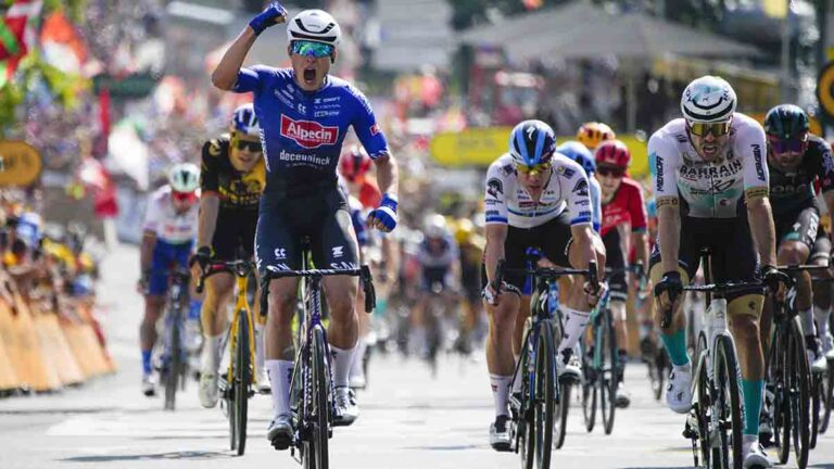 Jasper Philipsen se lleva el primer sprint del Tour de Francia, pero Adam Yates se mantiene de líder