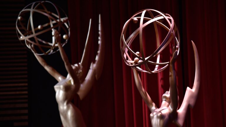 Los Emmy cambian a enero y vuelven a la temporada de premios de Hollywood