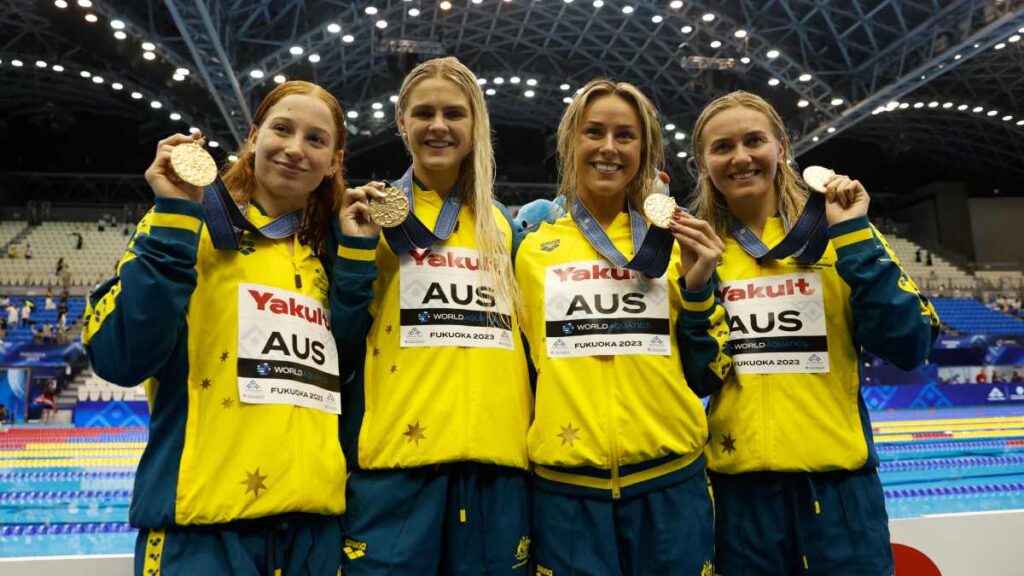 El equipo de Australia Femenil impuso un nuevo récord mundial en los relevos 4x200m de Fukuoka 2023.