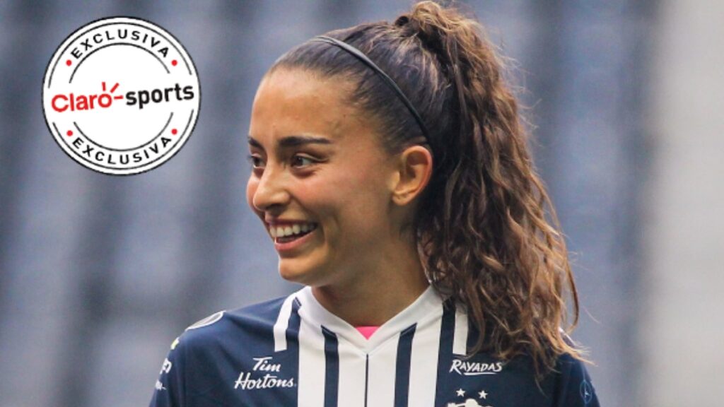 Isabella Echeverri jugando con Monterrey.