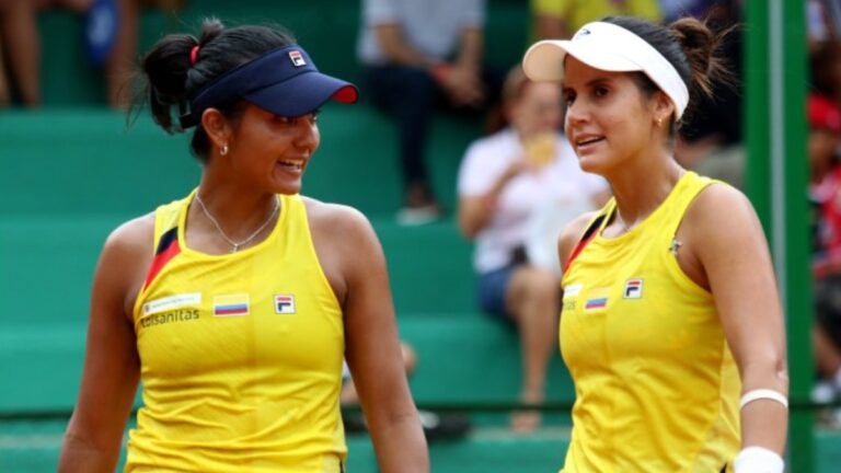Yuliana Lizarazo y María Paulina Pérez ganan oro en tenis de dobles femenino
