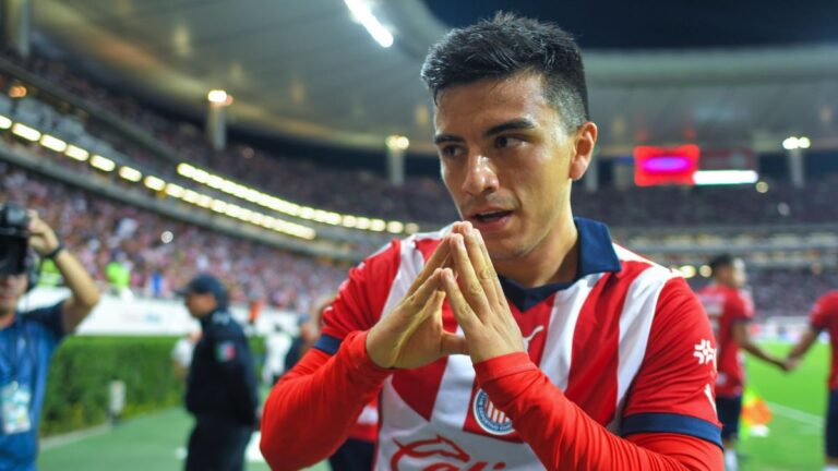 Chivas llega con paso perfecto al parón por la Leagues Cup tras imponerse al Necaxa