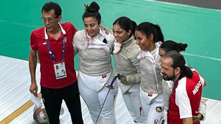 México gana bronce en la esgrima de San Salvador 2023 con el equipo femenil de sable