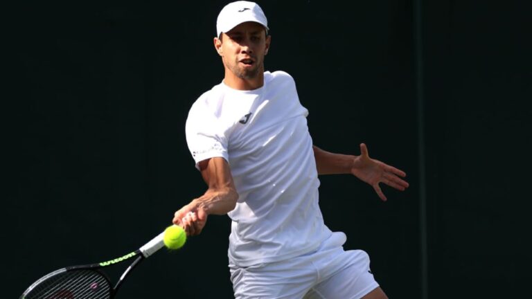 Daniel Galán sigue a paso firme en Wimbledon