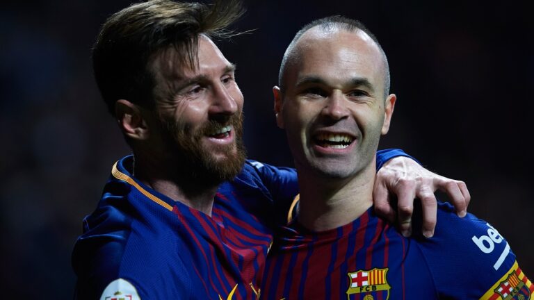 Iniesta: “Hubiera sido bonito que Messi volviera al Barça”