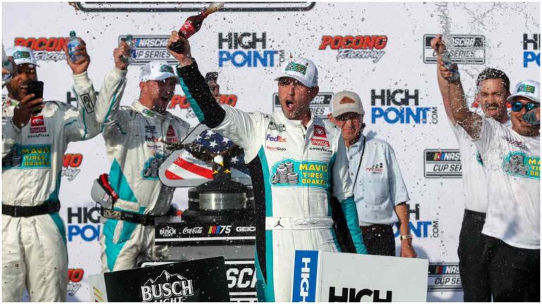 Hamlin conquista Pocono a un año de su primer lugar anulado y le da la victoria 600 a Toyota en Nascar