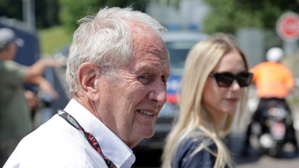 Helmut Marko: "No tiene sentido despedir a Checo Pérez ahora"