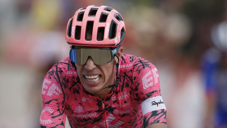 11 colombianos darán la pelea en el Giro de Emilia 2023