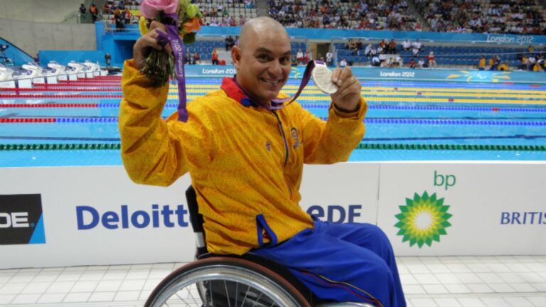 Dura sanción por posible dopaje para Moisés Fuentes, nadador y medallista paralímpico colombiano