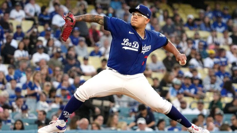 Julio Urías se reencuentra con la victoria con seis brillantes entradas ante los Pirates