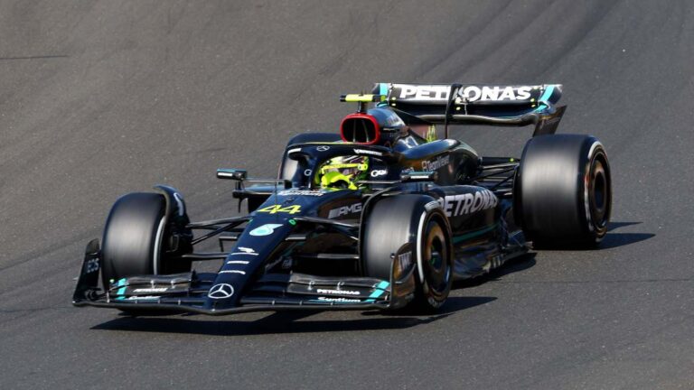 Lewis Hamilton da la campanada y gana la pole en el GP de Hungría por 0.003; Checo Pérez acaba el maleficio de la Q3, pero saldrá noveno