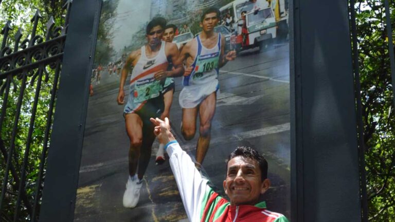Maratón Ciudad de México Telcel presenta exposición fotográfica por su 40 aniversario