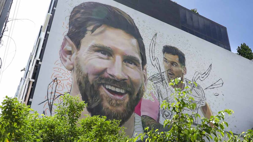 Fanáticos del Orlando City vandalizan mural de Lionel Messi | Reuters