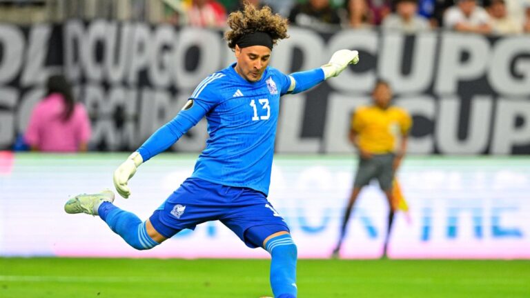 Memo Ochoa y las críticas por su edad: “Los jóvenes tienen que venir y ganarme el lugar”