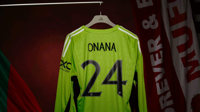 Manchester United oficializa a André Onana