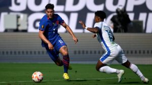 ¡Polémica en las semifinales de la Copa Oro! Gol anulado a Panamá y penalti no marcado en el último minuto