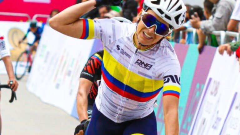 Diana Peñuela gana la primera etapa de la Vuelta a Colombia Femenina y se viste de líder